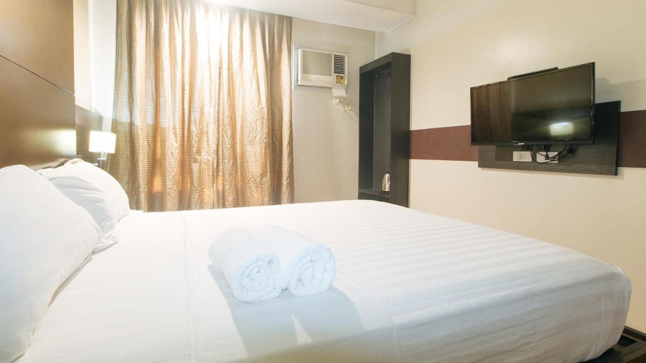 Lorenzzo Suites Hotel Makati City Eksteriør bilde
