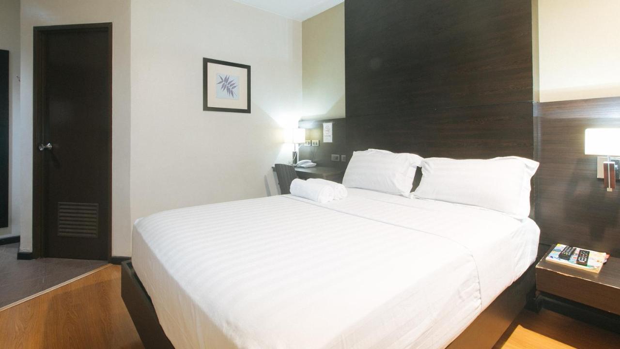 Lorenzzo Suites Hotel Makati City Eksteriør bilde