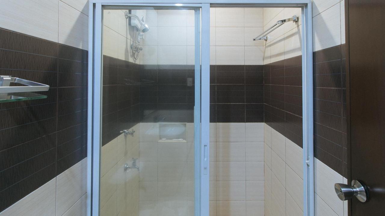 Lorenzzo Suites Hotel Makati City Eksteriør bilde
